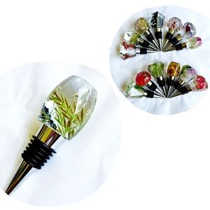 🌺Handmade | Resin Floral Wine Stopper | Unique